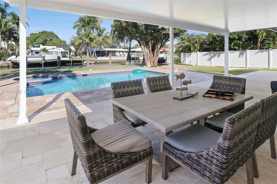 В аренду: $9,500 (3 спален, 3 ванн, 1320 Квадратных фут)