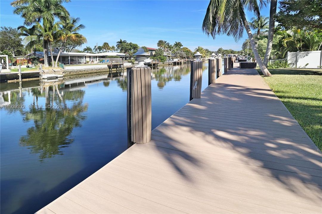 В аренду: $9,500 (3 спален, 3 ванн, 1320 Квадратных фут)