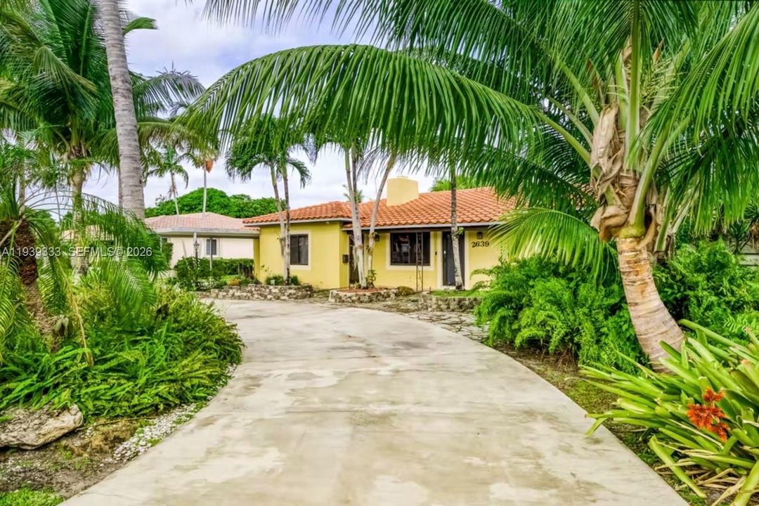 For Rent: $6,000 (4 beds, 3 baths, 2089 Square Feet)