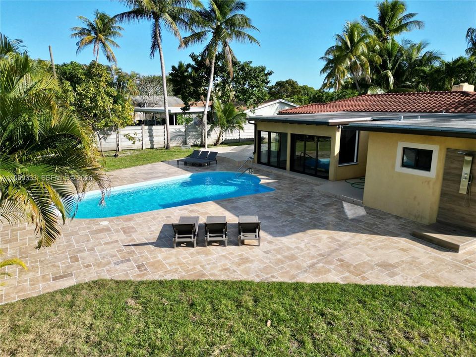 For Rent: $6,000 (4 beds, 3 baths, 2089 Square Feet)