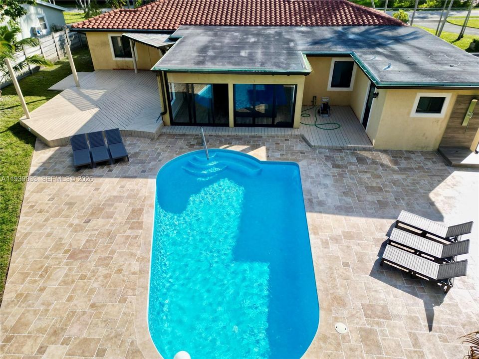 For Rent: $6,000 (4 beds, 3 baths, 2089 Square Feet)