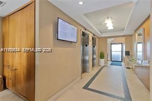 На продажу: $270,000 (0 спален, 1 ванн, 521 Квадратных фут)