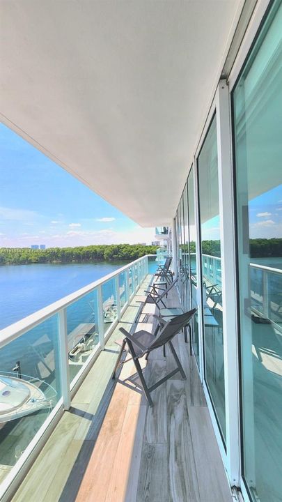 For Rent: $5,600 (3 beds, 2 baths, 1218 Square Feet)