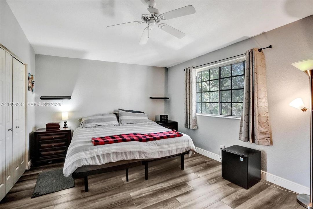 待售: $475,000 (4 贝兹, 2 浴室, 1848 平方英尺)