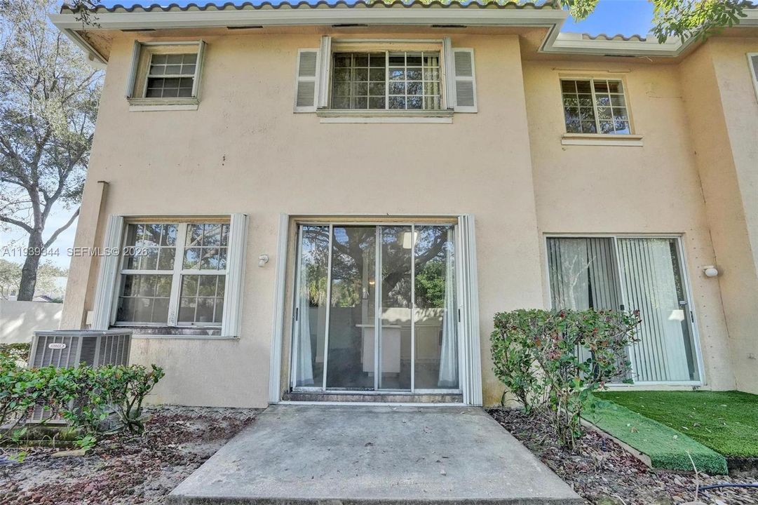 待售: $475,000 (4 贝兹, 2 浴室, 1848 平方英尺)