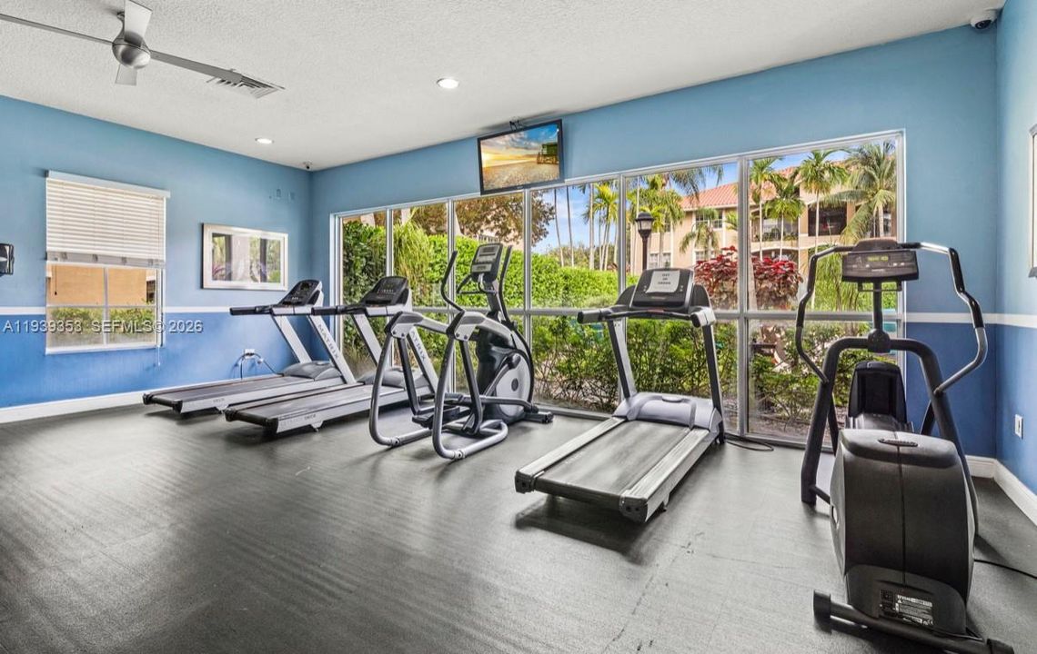 For Sale: $2,550 (0 beds, 0 baths, 1130 Square Feet)