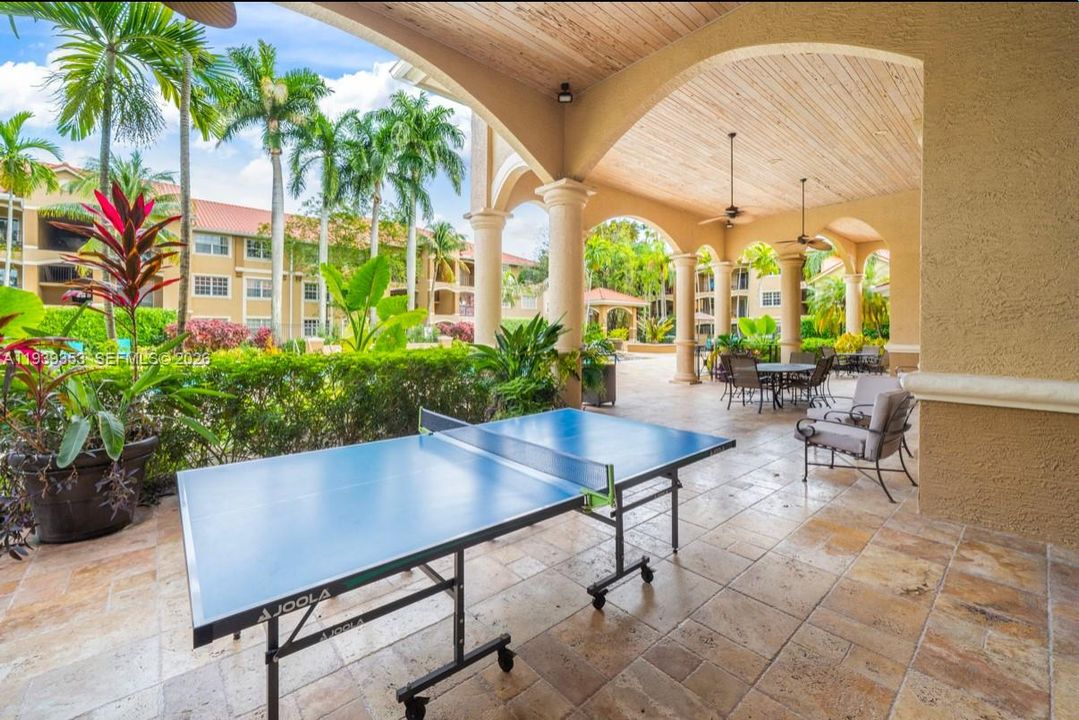 For Sale: $2,550 (0 beds, 0 baths, 1130 Square Feet)