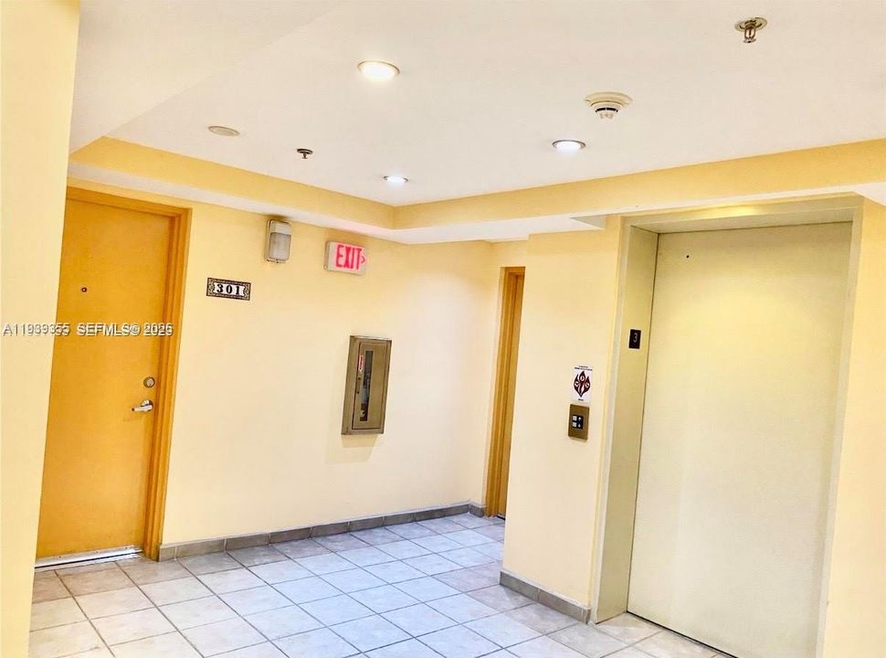 В аренду: $1,950 (1 спален, 1 ванн, 34062 Квадратных фут)