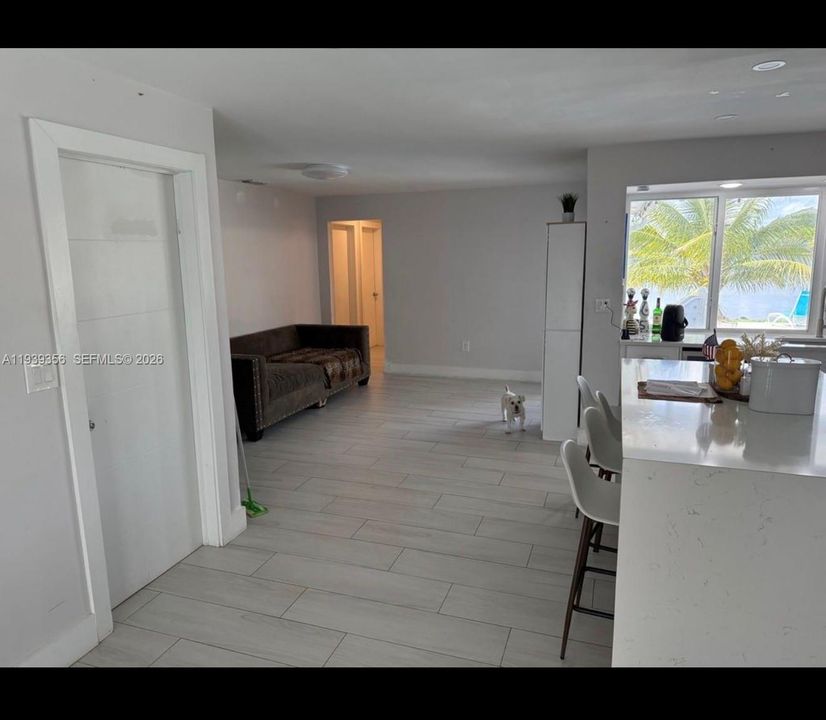 En Renta: $5,000 (4 camas, 2 baños, 1819 Pies cuadrados)