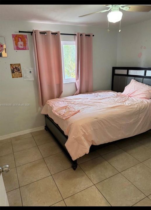 En Renta: $5,000 (4 camas, 2 baños, 1819 Pies cuadrados)