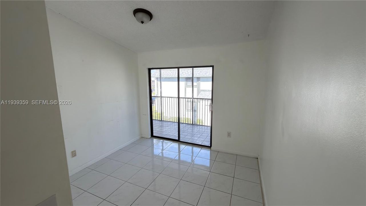 For Rent: $2,150 (3 beds, 2 baths, 1065 Square Feet)