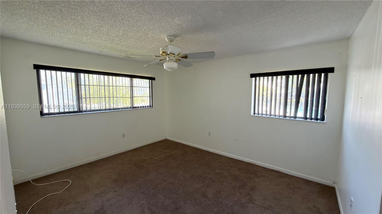 For Rent: $2,150 (3 beds, 2 baths, 1065 Square Feet)
