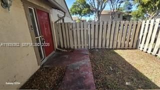 For Rent: $1,900 (2 beds, 2 baths, 868 Square Feet)