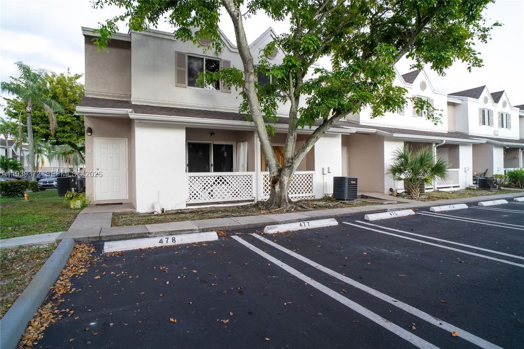 En Venta: $245,000 (1 camas, 1 baños, 750 Pies cuadrados)