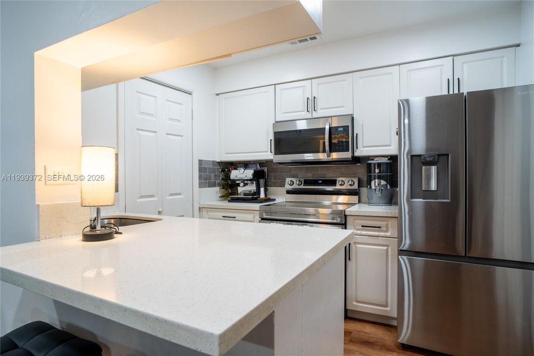 En Venta: $245,000 (1 camas, 1 baños, 750 Pies cuadrados)