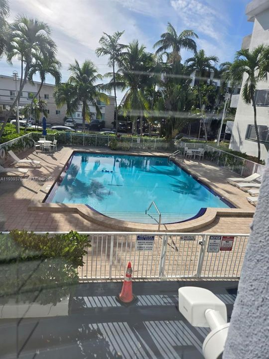 For Rent: $1,850 (1 beds, 1 baths, 620 Square Feet)