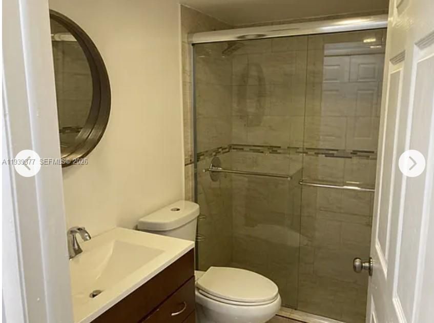 For Sale: $260,000 (2 beds, 2 baths, 898 Square Feet)