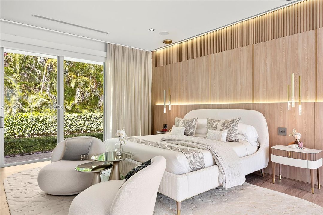 На продажу: $7,800,000 (7 спален, 8 ванн, 6541 Квадратных фут)