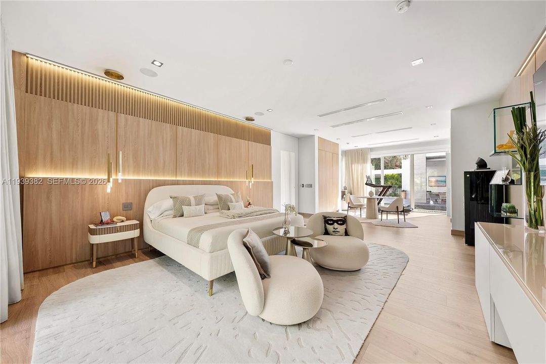 На продажу: $7,800,000 (7 спален, 8 ванн, 6541 Квадратных фут)