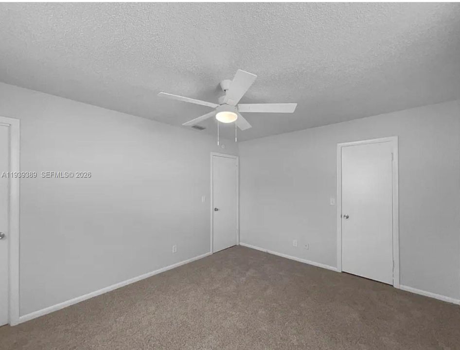 出租: $2,500 (2 贝兹, 2 浴室, 1026 平方英尺)