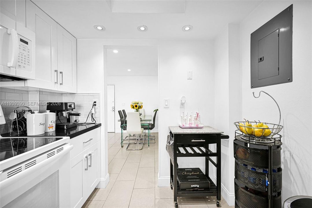 En Venta: $299,000 (2 camas, 2 baños, 1086 Pies cuadrados)