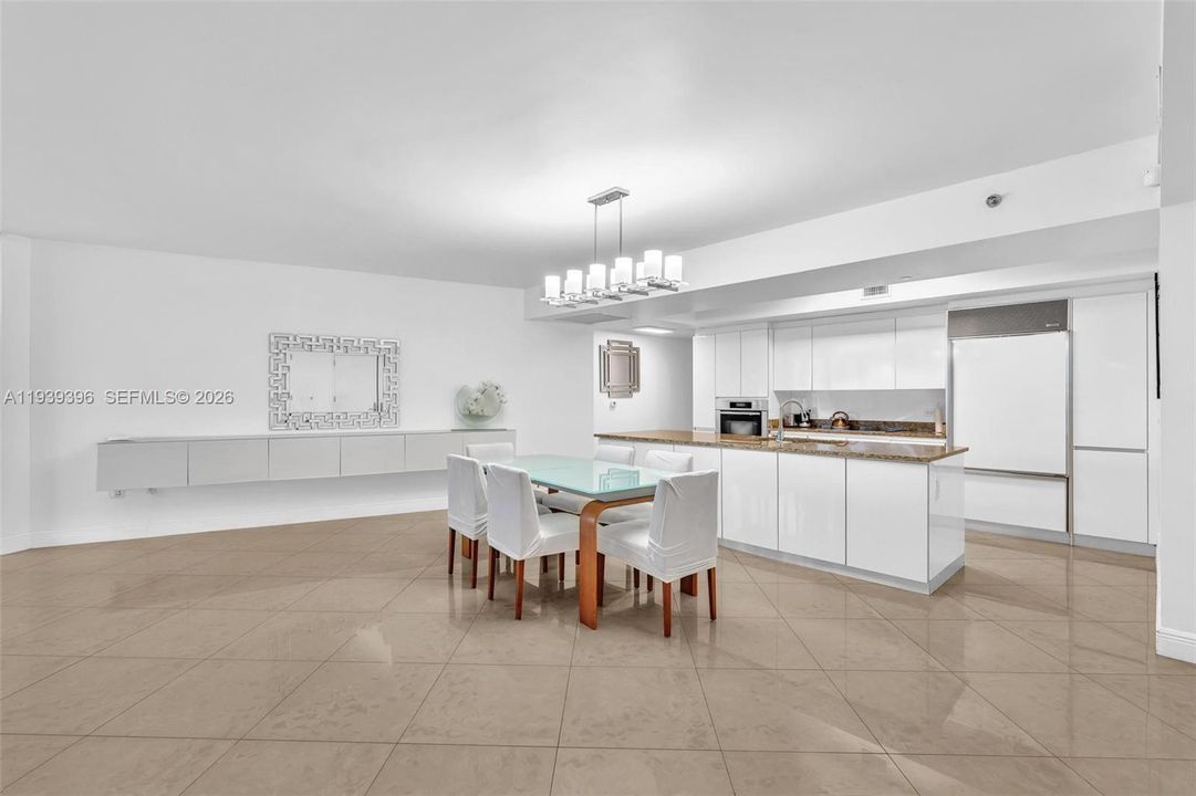 En Venta: $1,699,999 (2 camas, 2 baños, 1886 Pies cuadrados)