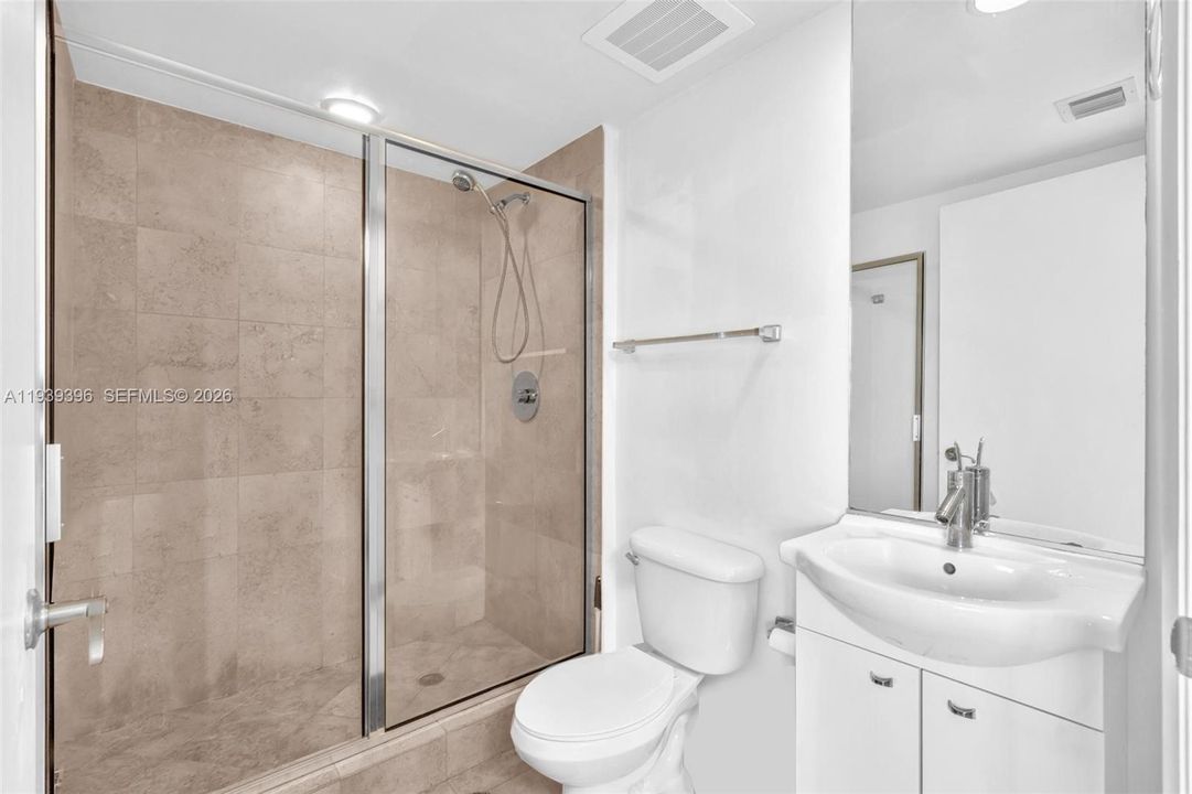 En Venta: $1,699,999 (2 camas, 2 baños, 1886 Pies cuadrados)