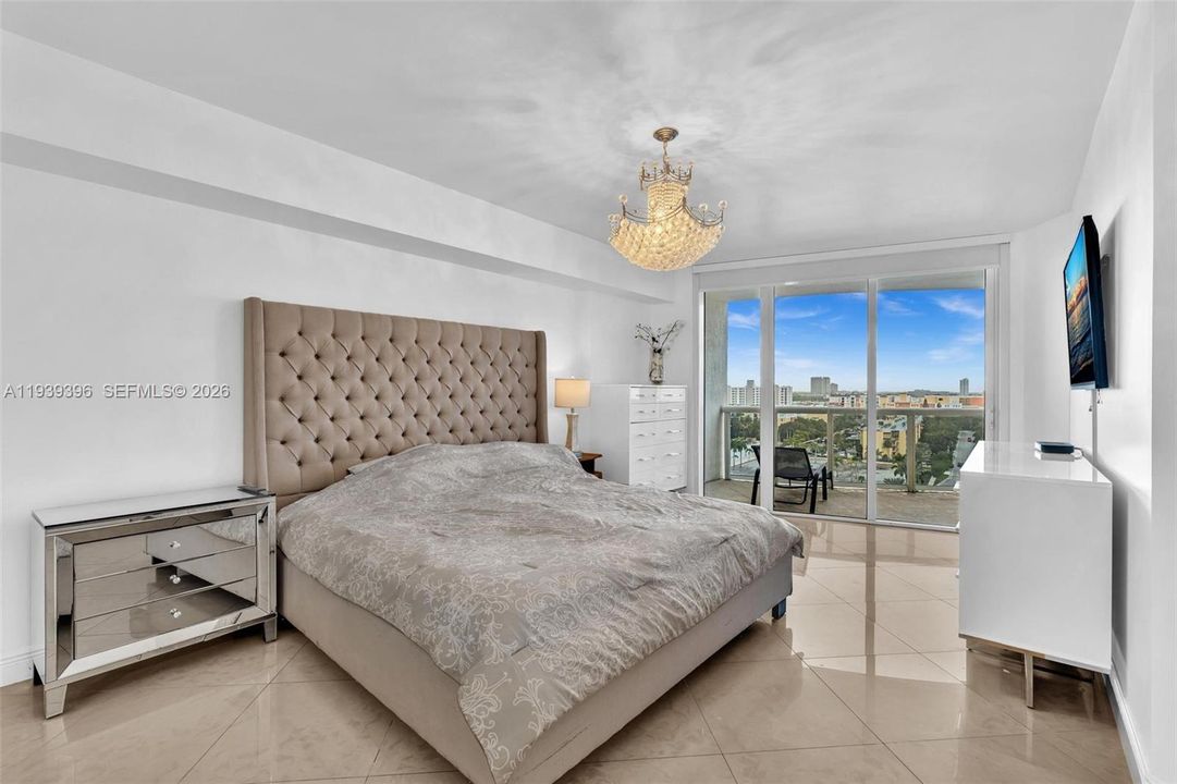 En Venta: $1,699,999 (2 camas, 2 baños, 1886 Pies cuadrados)