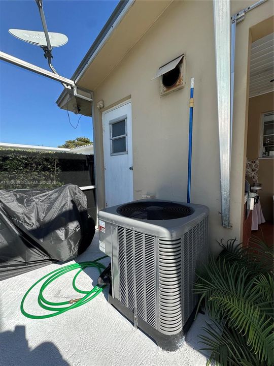 出租: $3,650 (3 贝兹, 2 浴室, 1394 平方英尺)