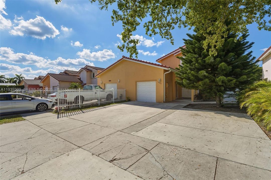 В аренду: $1,200 (1 спален, 1 ванн, 500 Квадратных фут)