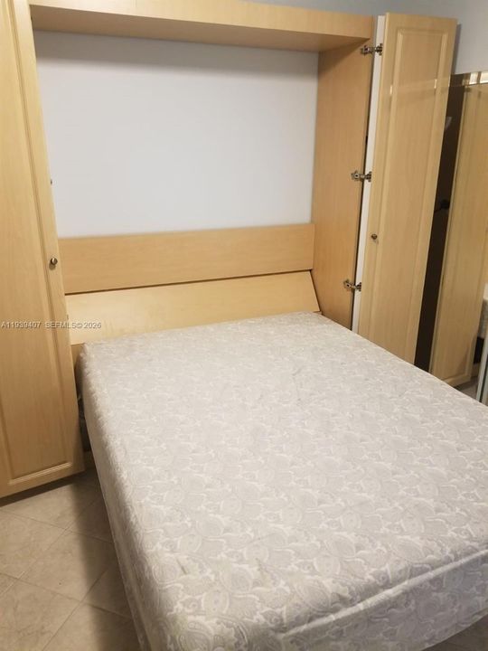 For Rent: $3,150 (2 beds, 2 baths, 1280 Square Feet)