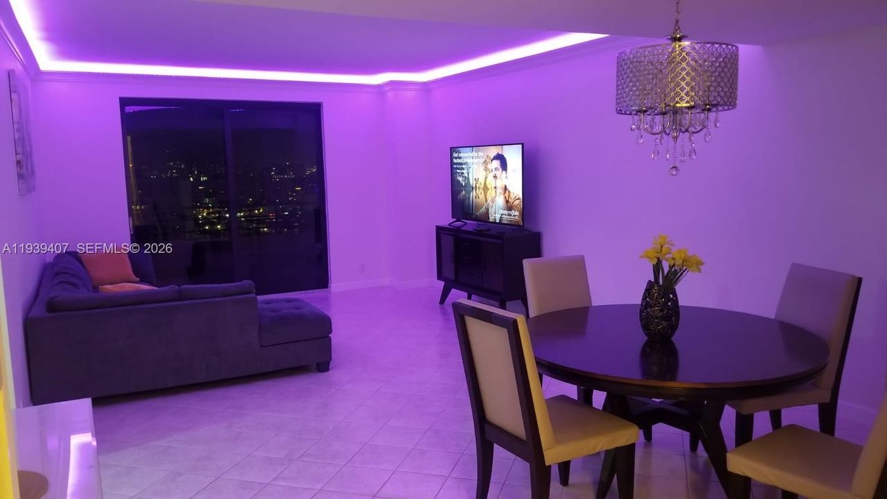 For Rent: $3,150 (2 beds, 2 baths, 1280 Square Feet)