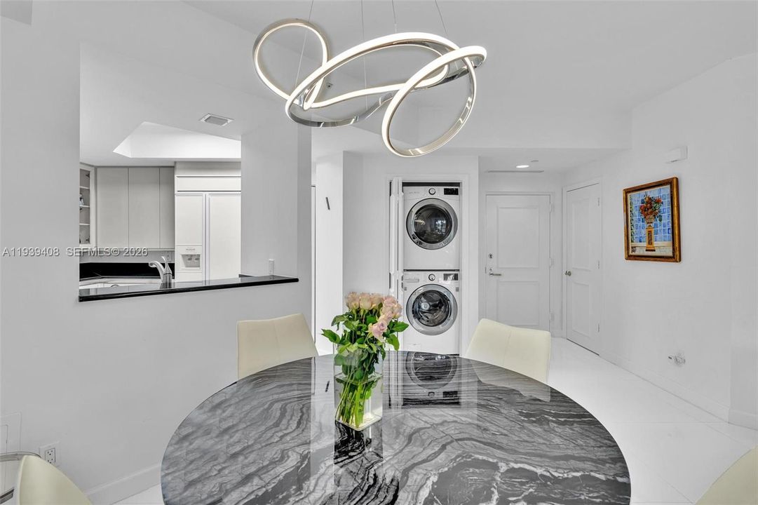 En Venta: $385,000 (1 camas, 1 baños, 800 Pies cuadrados)