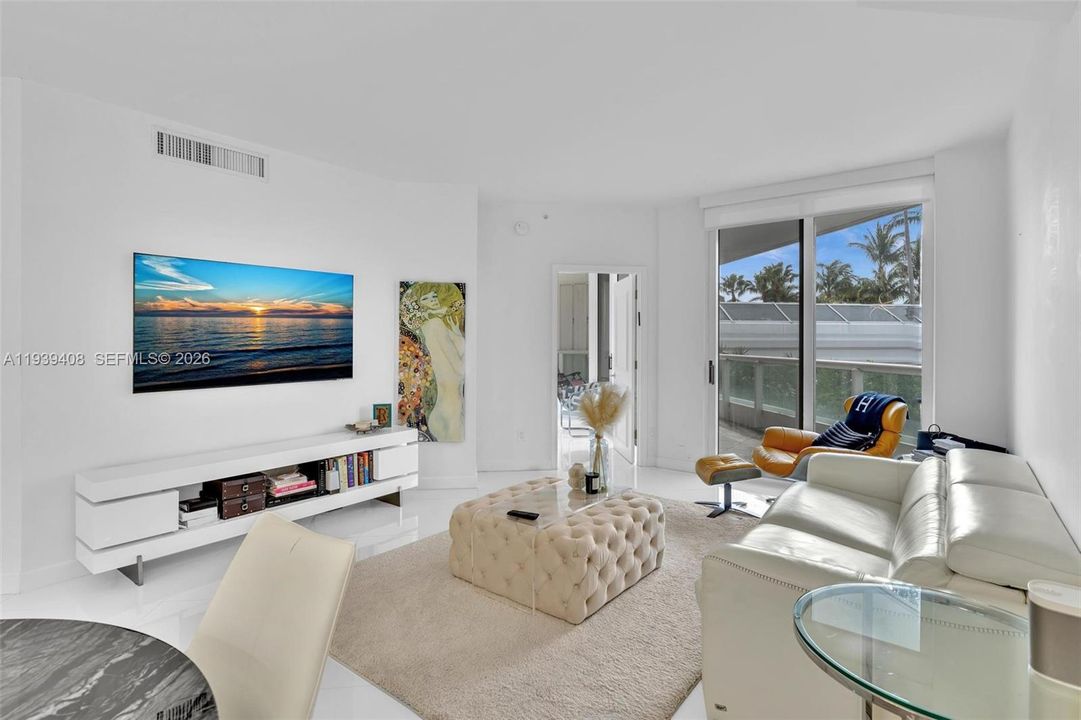 En Venta: $385,000 (1 camas, 1 baños, 800 Pies cuadrados)