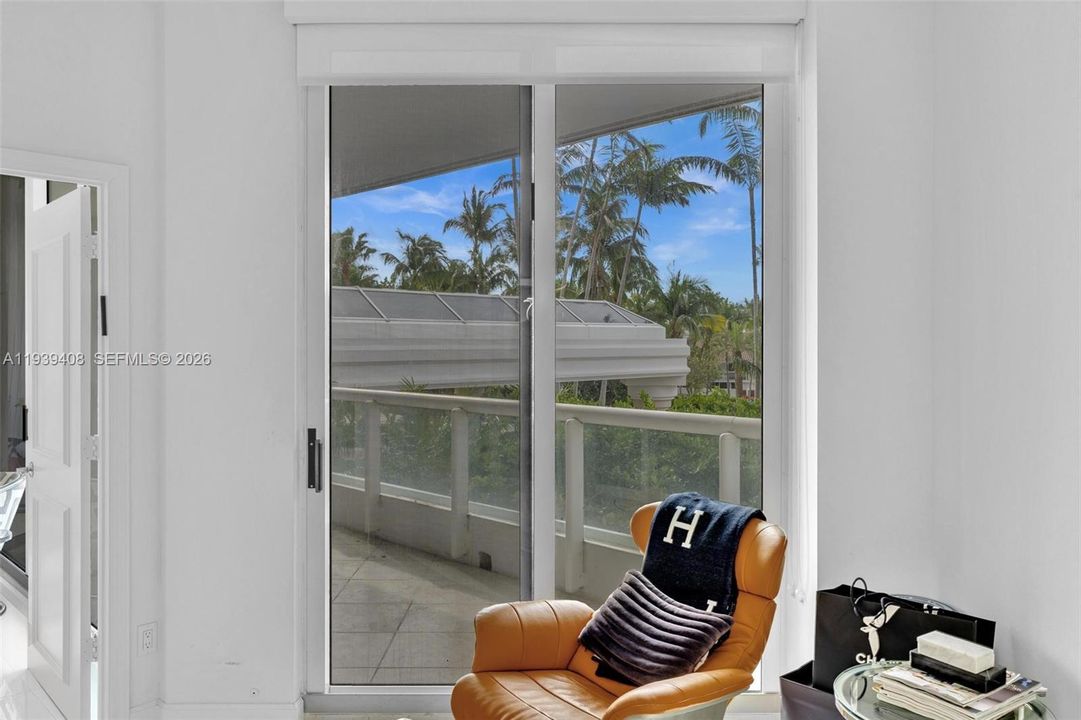 En Venta: $385,000 (1 camas, 1 baños, 800 Pies cuadrados)