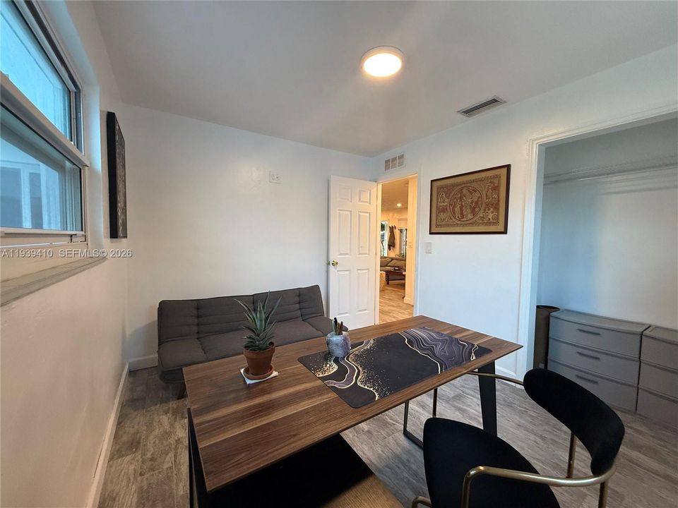 待售: $535,000 (3 贝兹, 2 浴室, 1290 平方英尺)