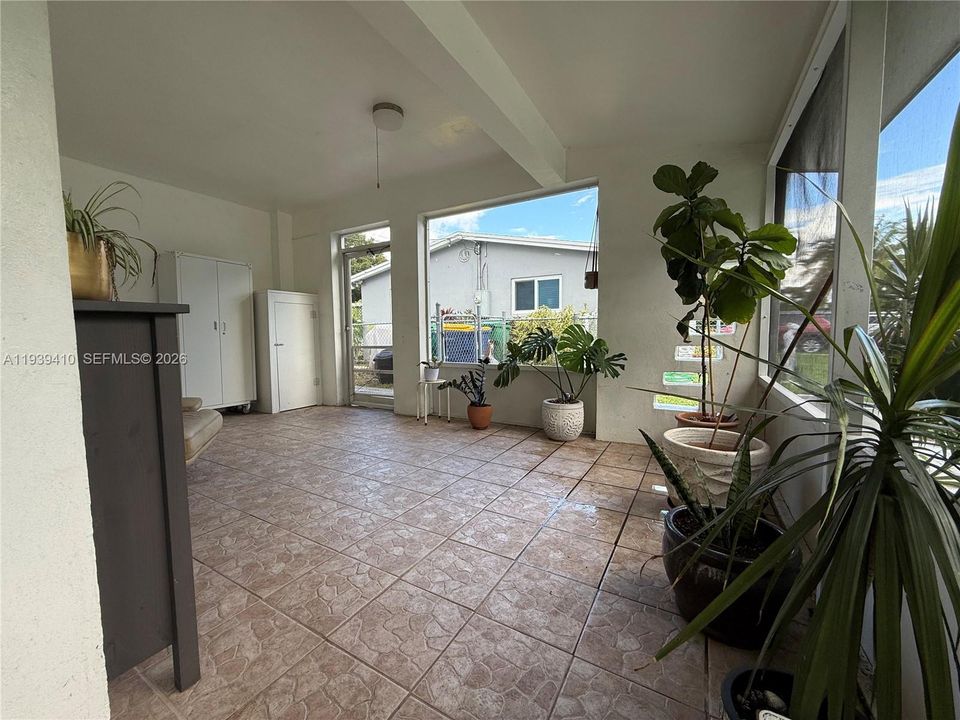 待售: $535,000 (3 贝兹, 2 浴室, 1290 平方英尺)