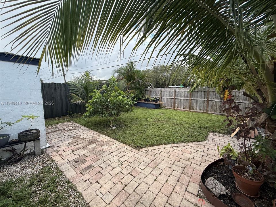 待售: $535,000 (3 贝兹, 2 浴室, 1290 平方英尺)