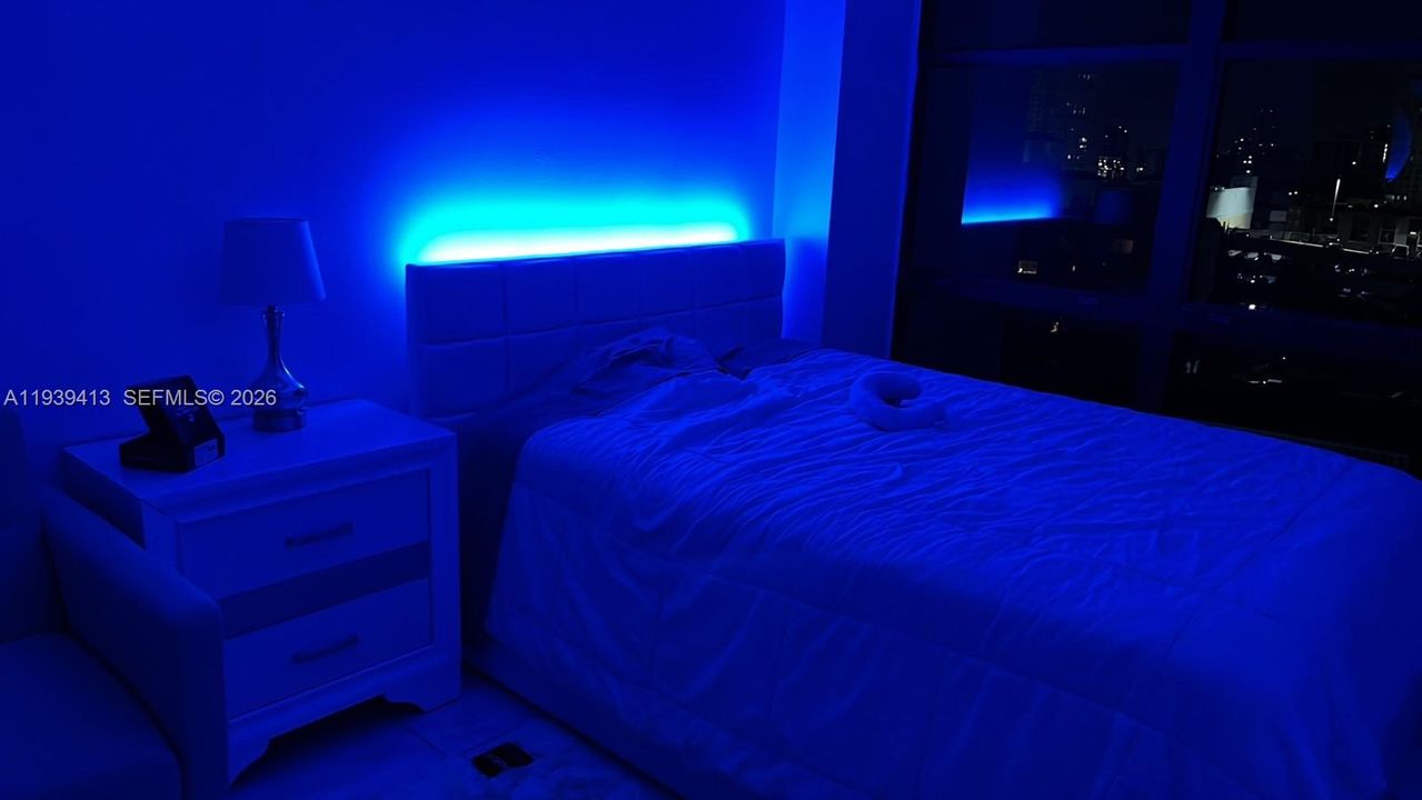 For Rent: $2,699 (2 beds, 2 baths, 1031 Square Feet)