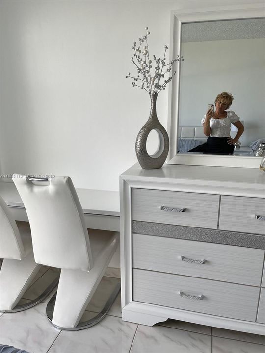 For Rent: $2,699 (2 beds, 2 baths, 1031 Square Feet)