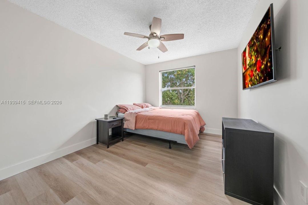 待售: $624,999 (3 贝兹, 2 浴室, 1836 平方英尺)