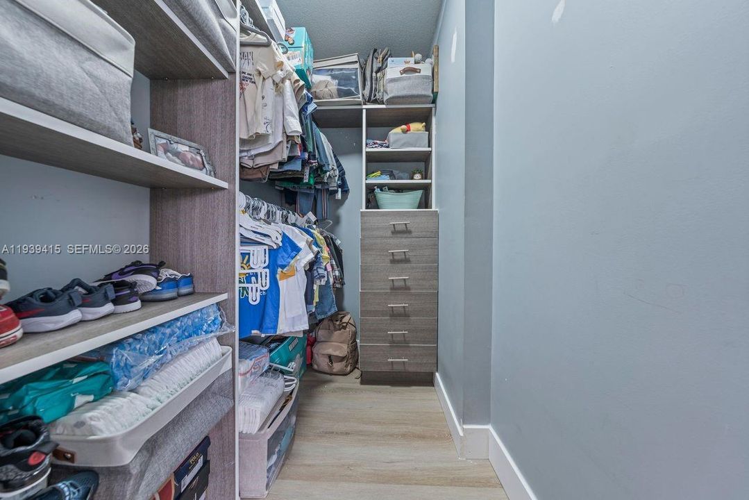 待售: $624,999 (3 贝兹, 2 浴室, 1836 平方英尺)