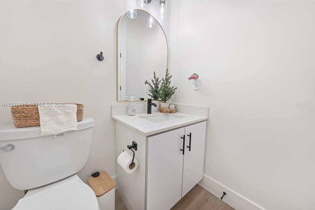 待售: $624,999 (3 贝兹, 2 浴室, 1836 平方英尺)