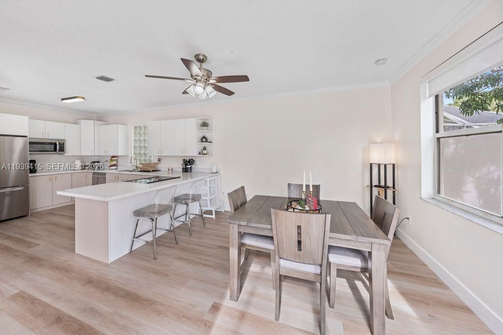 待售: $624,999 (3 贝兹, 2 浴室, 1836 平方英尺)