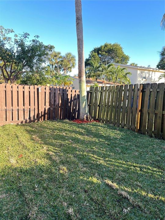 В аренду: $2,375 (2 спален, 1 ванн, 1000 Квадратных фут)