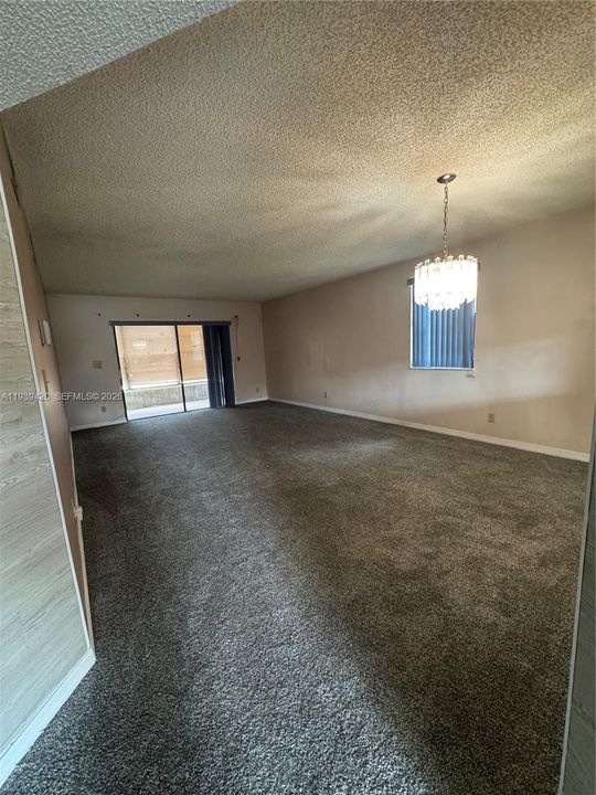 На продажу: $135,000 (2 спален, 2 ванн, 1270 Квадратных фут)