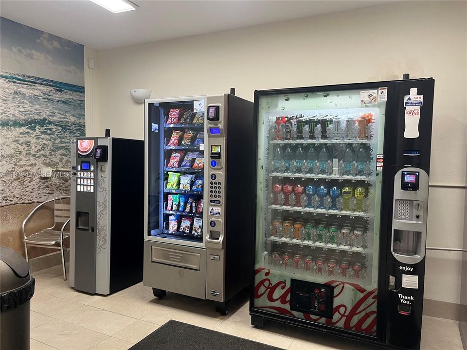 For Rent: $4,000 (1 beds, 1 baths, 847 Square Feet)