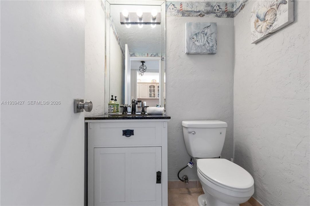 For Rent: $4,000 (1 beds, 1 baths, 847 Square Feet)