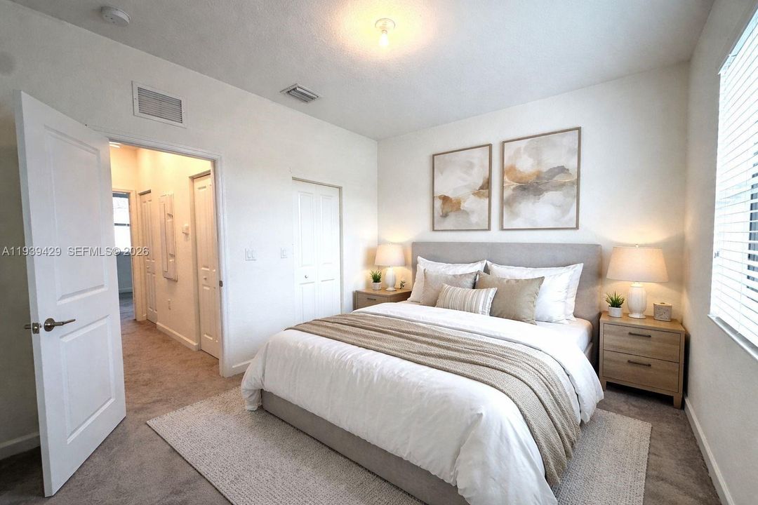 For Rent: $2,450 (3 beds, 3 baths, 1326 Square Feet)