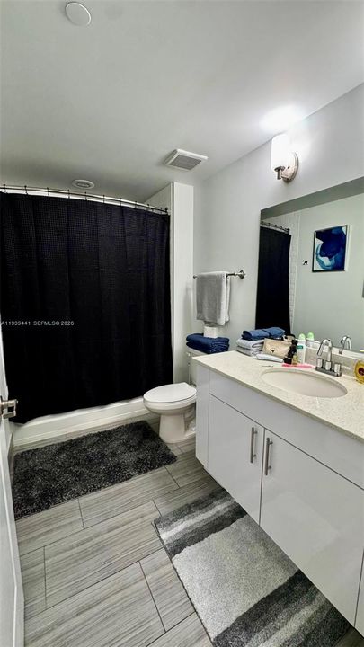 For Rent: $2,500 (1 beds, 1 baths, 672 Square Feet)